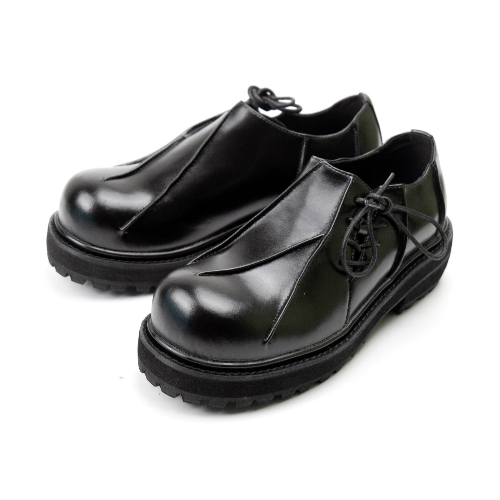C142 Ava Shoes
