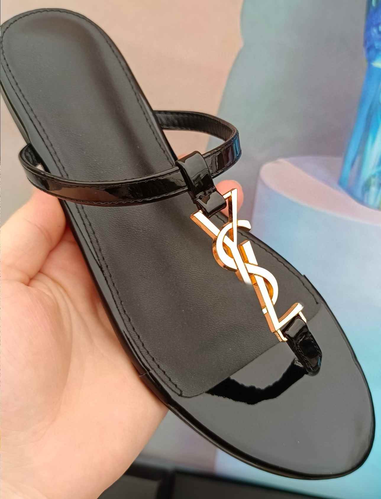 S315 Saint Sandals