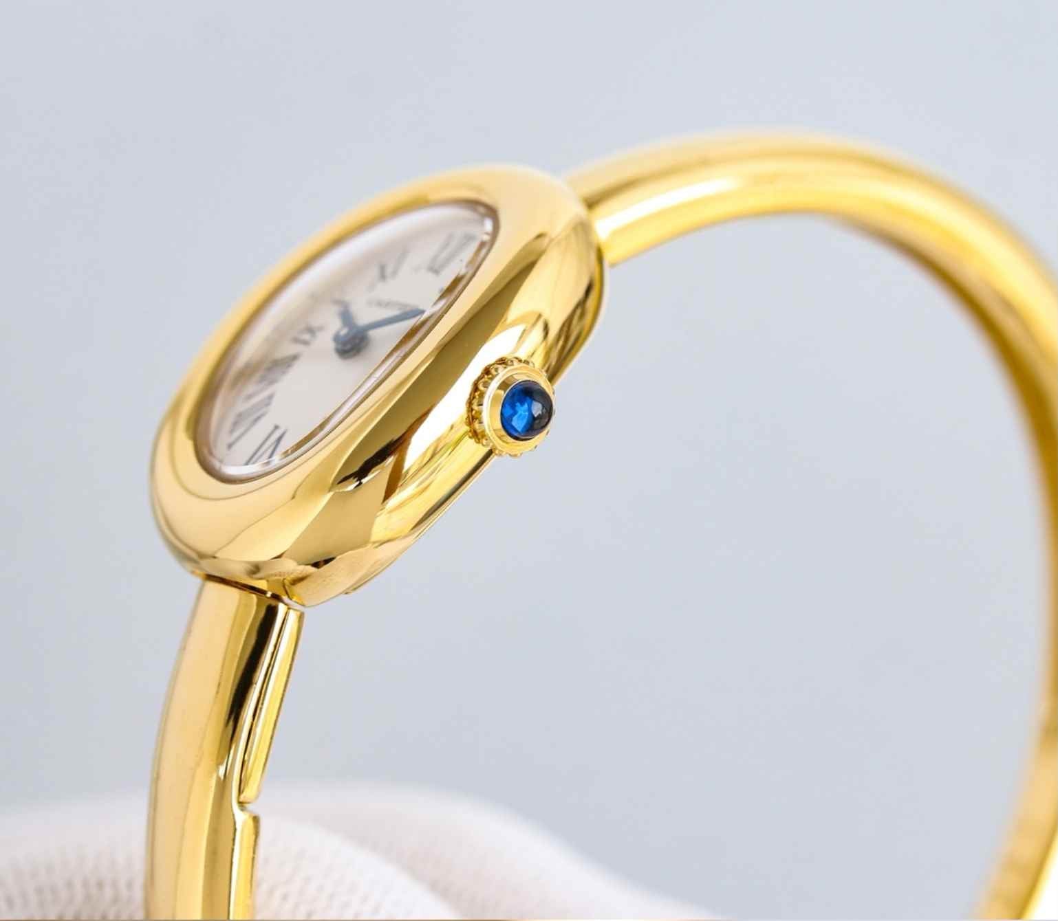 S1553 Car Baignoire bracelet watch