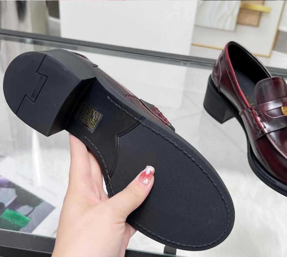 S2571 miu leather shoes